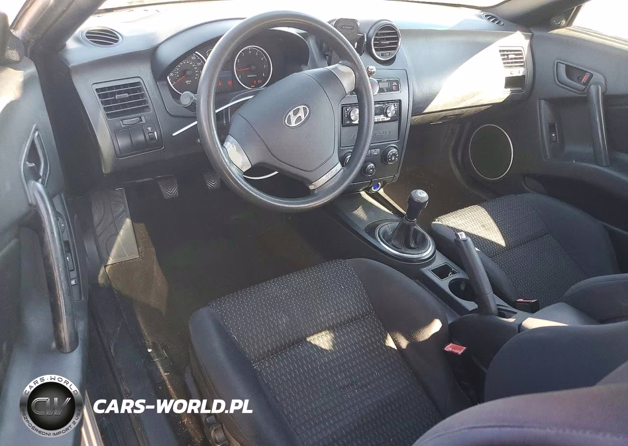 2008 Hyundai Tiburon Gs VIN:KMHHM66D08U292365 - 8