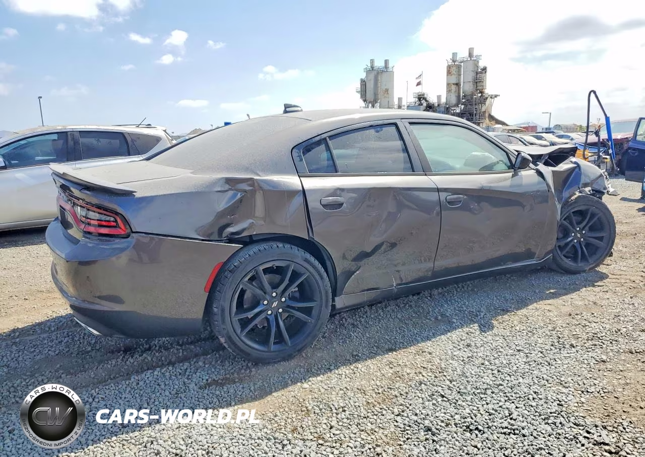 2018 Dodge Charger Sxt Plus VIN:2C3CDXHG3JH253276 - 3