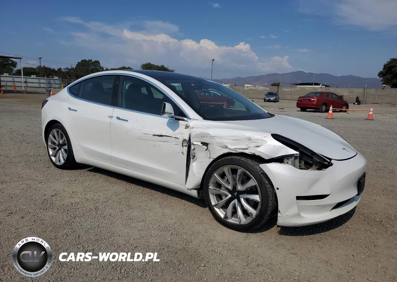 2019 Tesla Model 3 VIN:5YJ3E1EA5KF332994 - 4