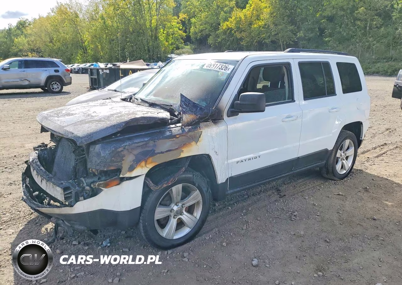 2016 Jeep Patriot Latitude VIN:1C4NJRFB1GD598294 - 1