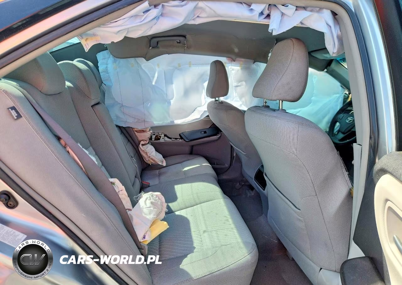 2017 Toyota Camry Le VIN:4T1BF1FK5HU313034 - 10