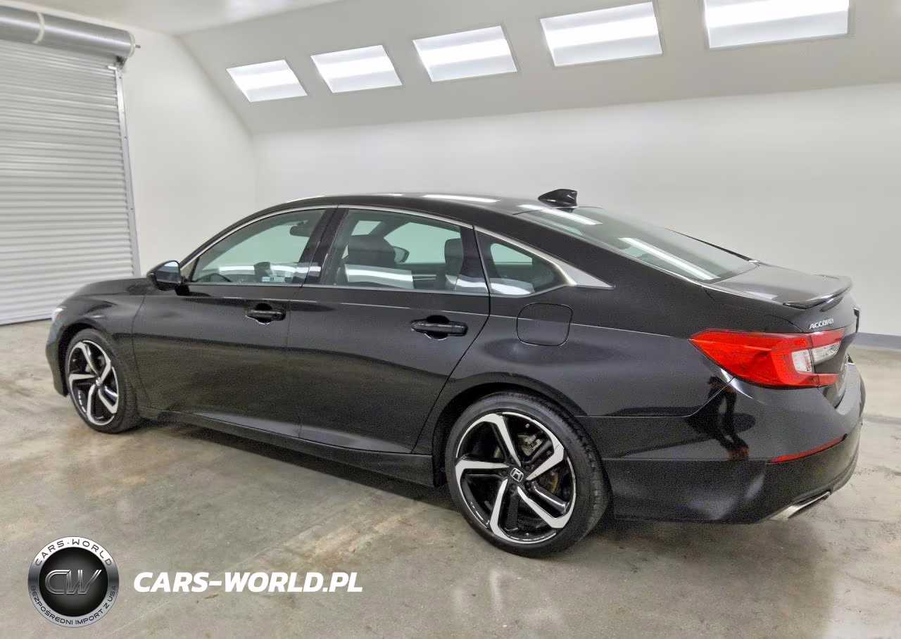 2018 Honda Accord Sport VIN:1HGCV1F32JA232618 - 2