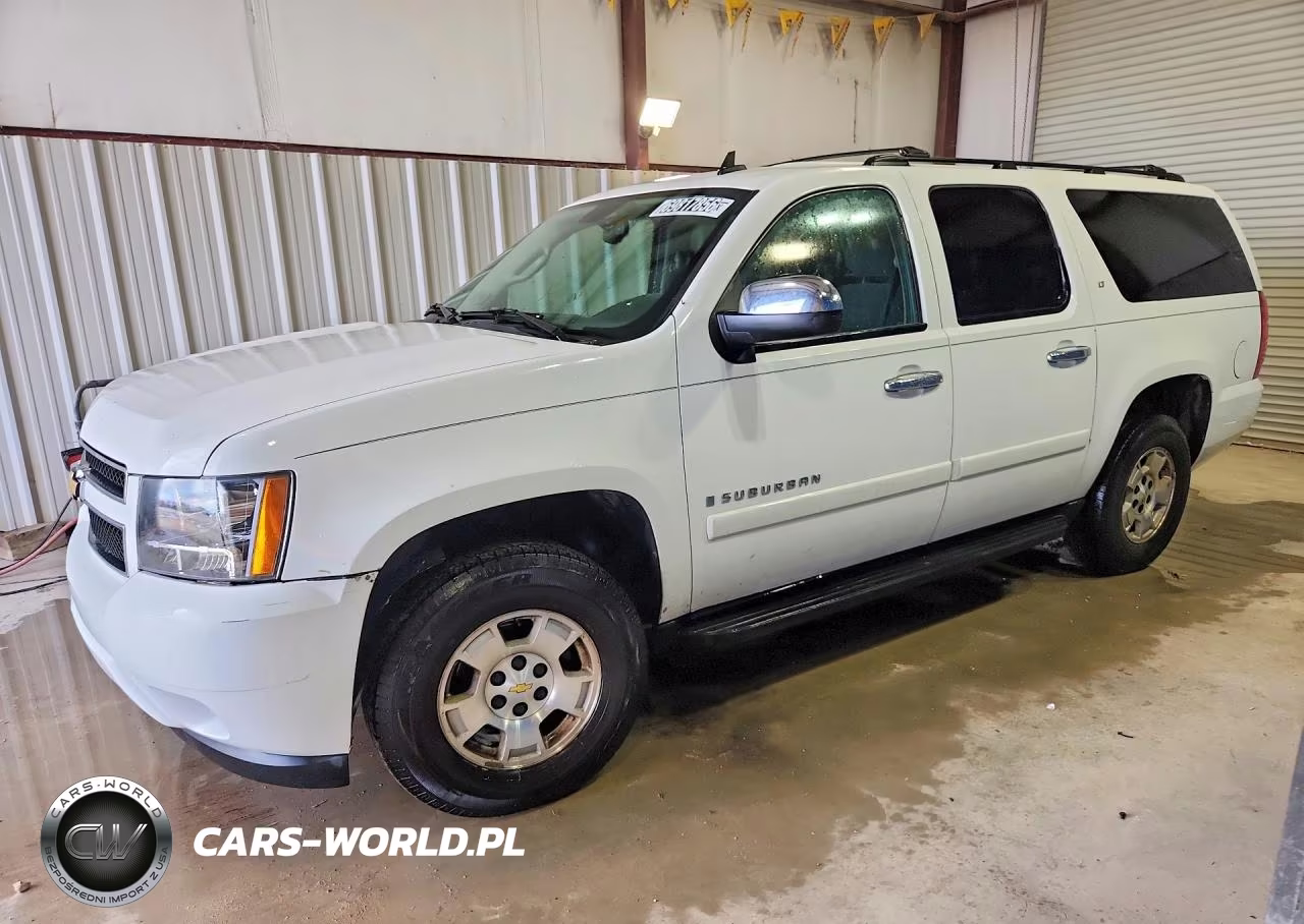 2007 Chevrolet Suburban C1500 VIN:3GNFC16087G135111 - 1