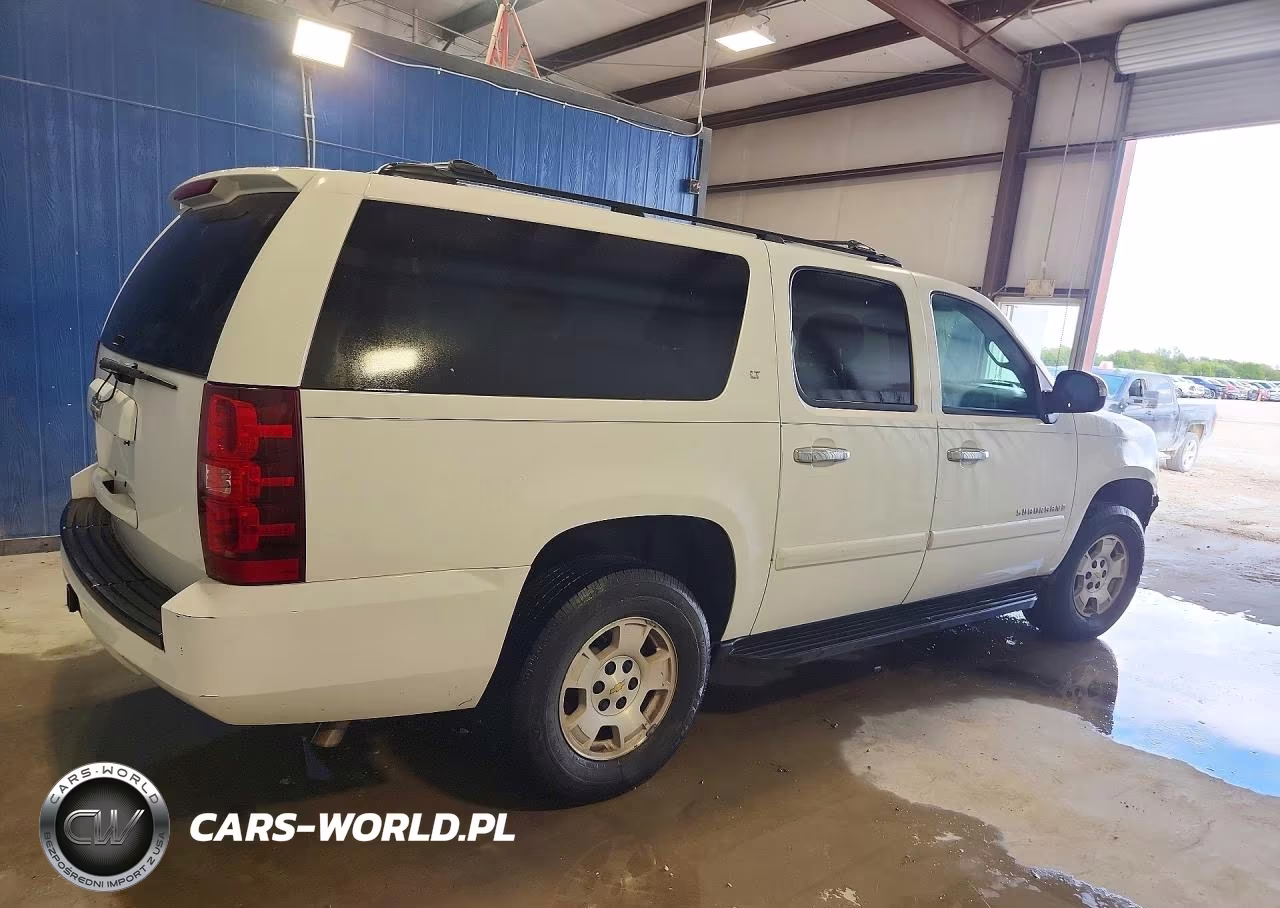 2007 Chevrolet Suburban C1500 VIN:3GNFC16087G135111 - 3