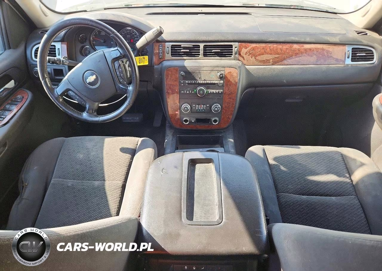 2007 Chevrolet Suburban C1500 VIN:3GNFC16087G135111 - 8