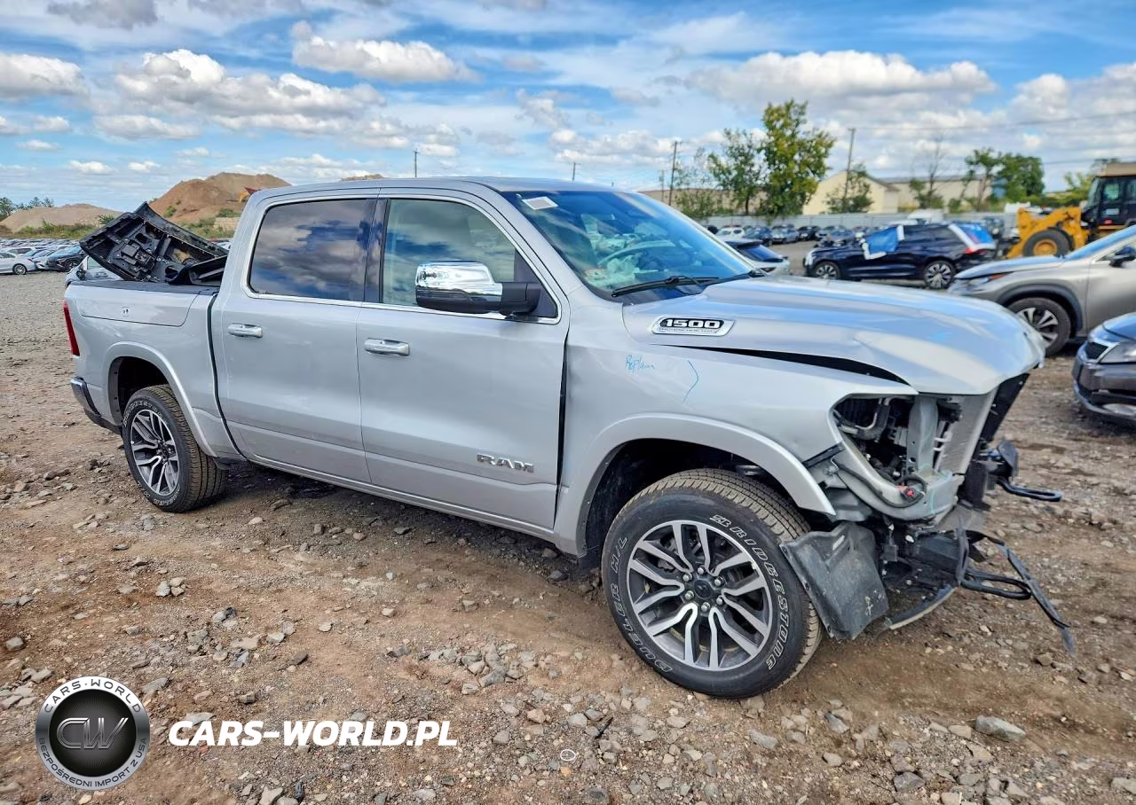 2026 Ram 1500 Limited VIN:1C6SRFHP4TN351012 - 4