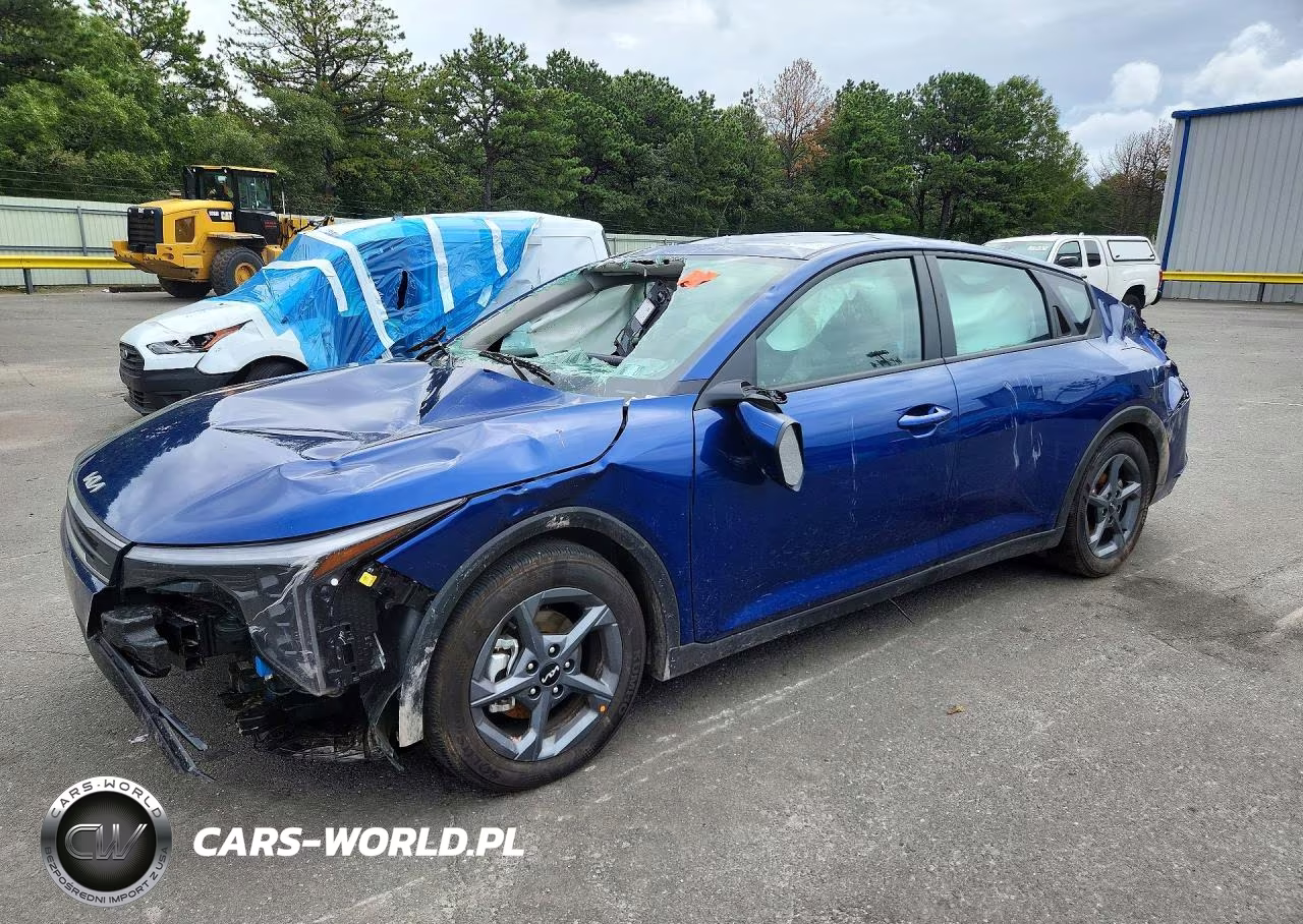 2026 Kia K4 Lxs VIN:3KPFT4DE9TE322985 - 1
