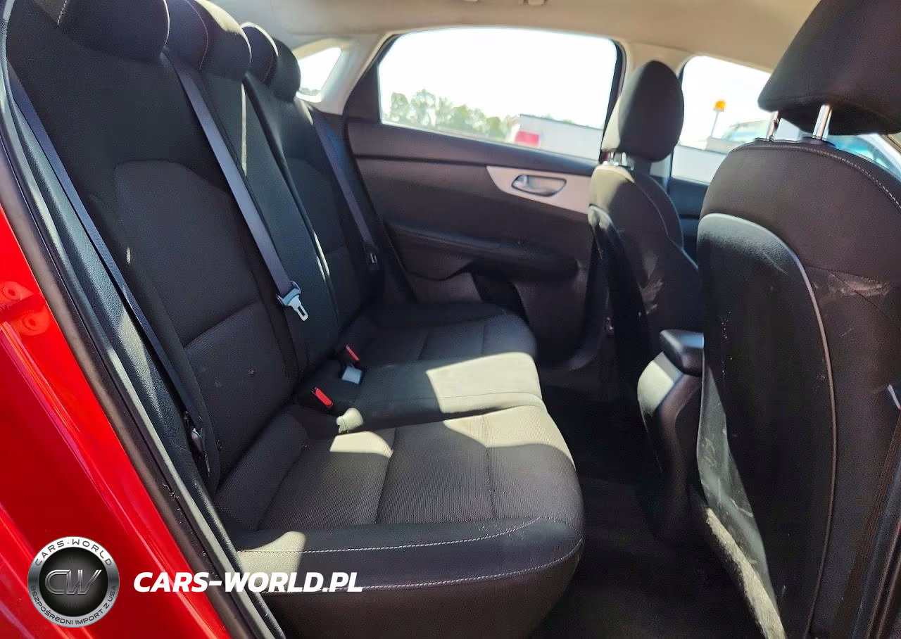 2023 Kia Forte Lxs VIN:3KPF24AD4PE648522 - 10