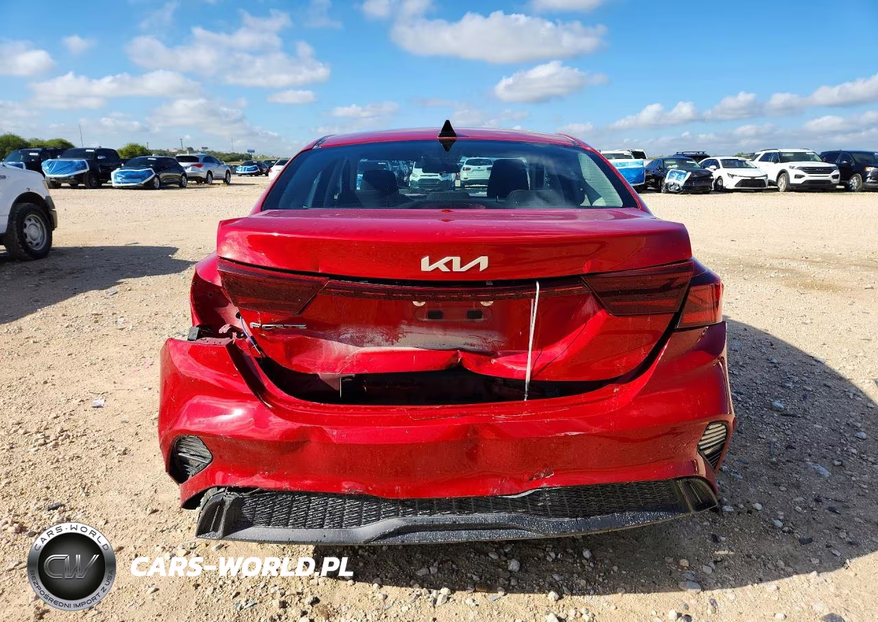 2023 Kia Forte Lxs VIN:3KPF24AD4PE648522 - 6