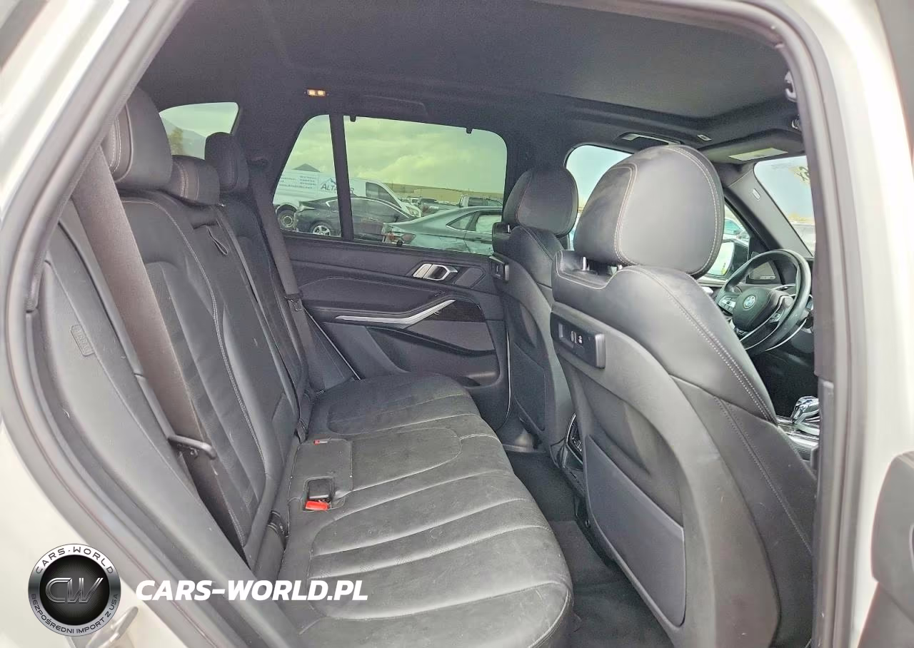 2020 BMW X5 xDrive40I VIN:5UXCR6C08L9C55109 - 10