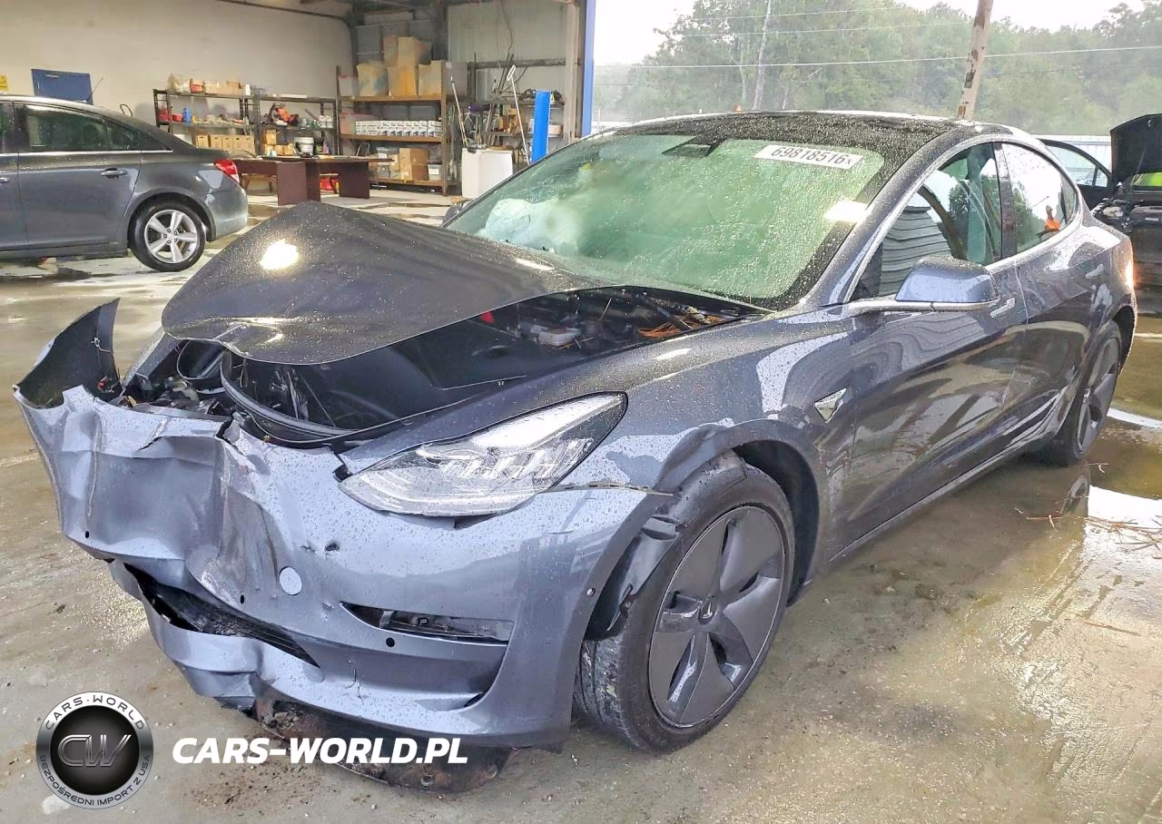 2020 Tesla Model 3 VIN:5YJ3E1EB4LF635629 - 1