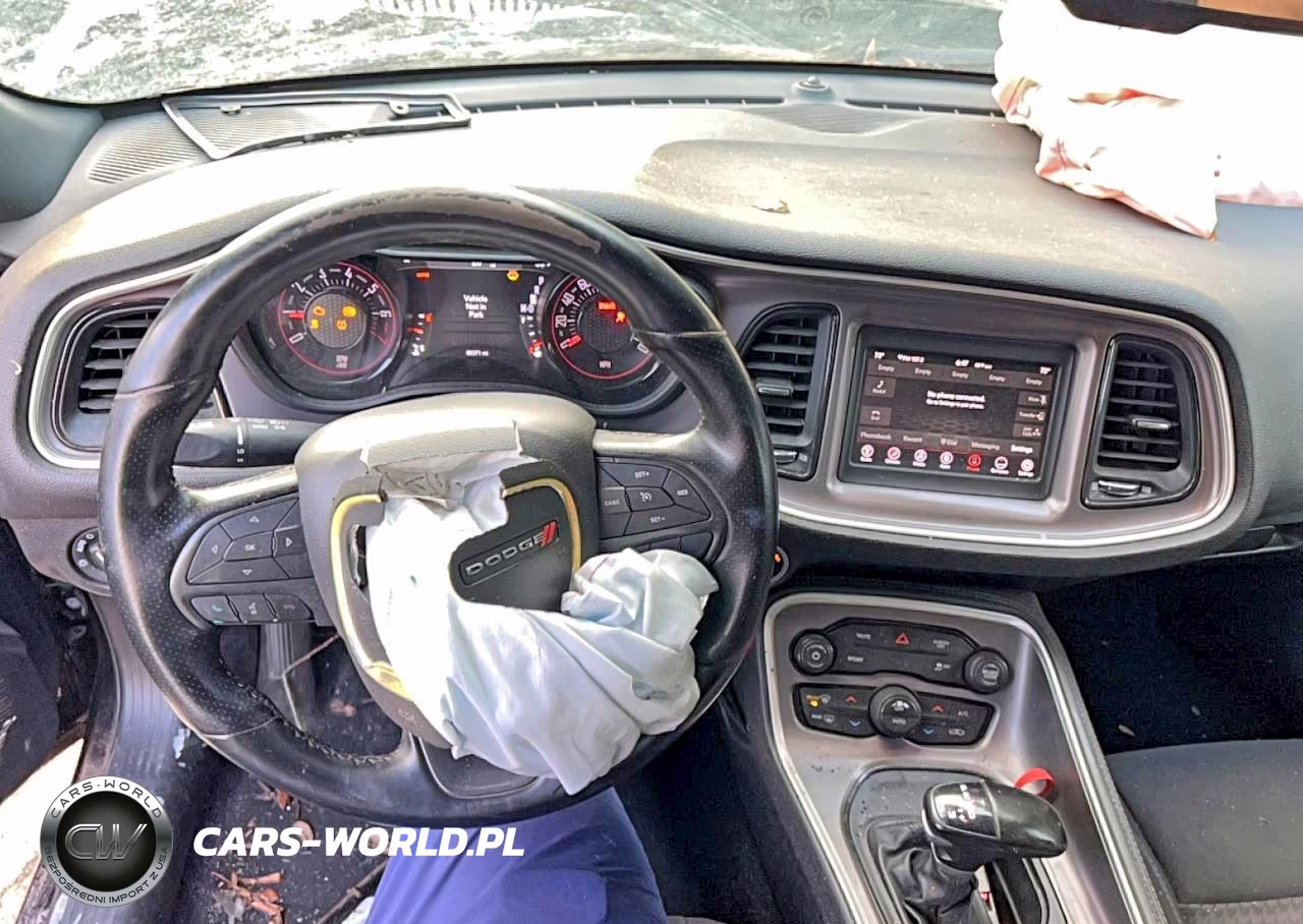 2019 Dodge Challenger Sxt VIN:2C3CDZAG7KH717113 - 9