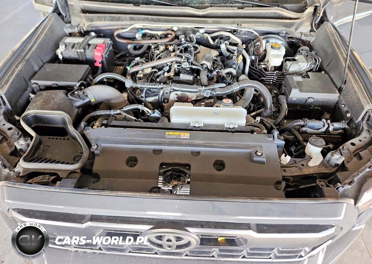 2025 Toyota Tacoma Trd Sport VIN:3TMLB5JN6SM185573 - 11