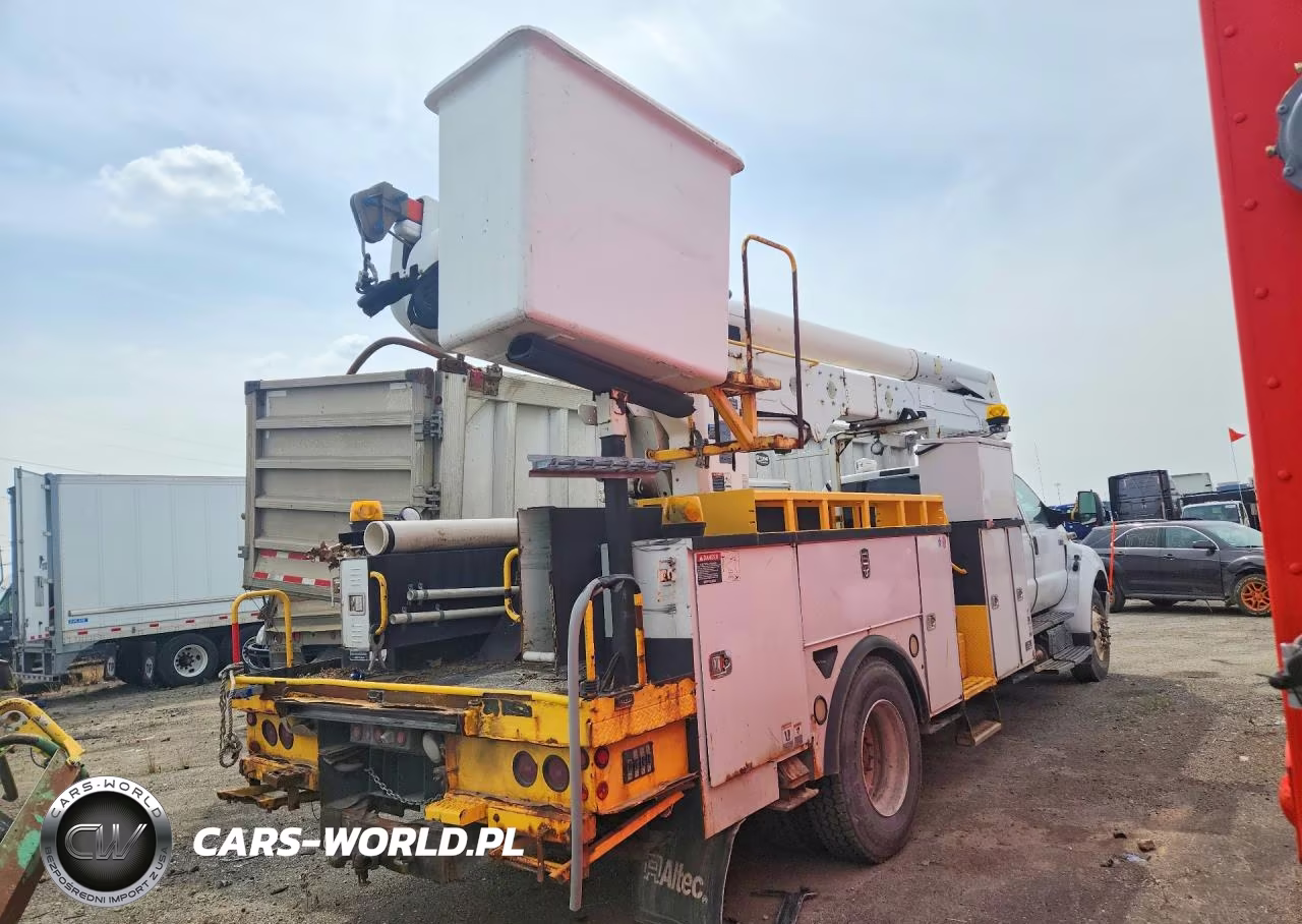 2012 Ford F750 Super Duty Bucket Truck VIN:3FRXX7FK4CV338706 - 3
