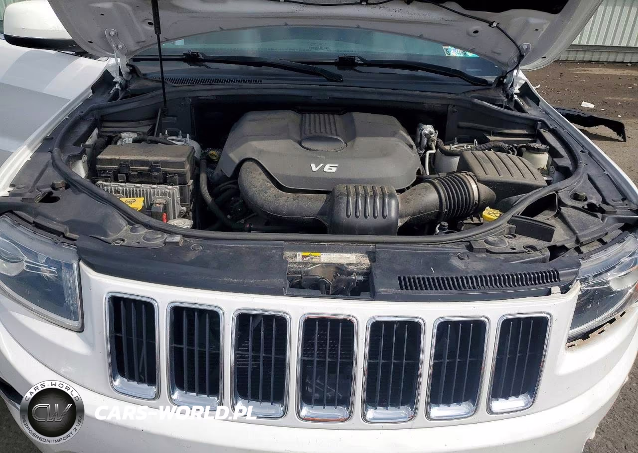 2014 Jeep Grand Cherokee Laredo VIN:1C4RJFAG8EC230782 - 12