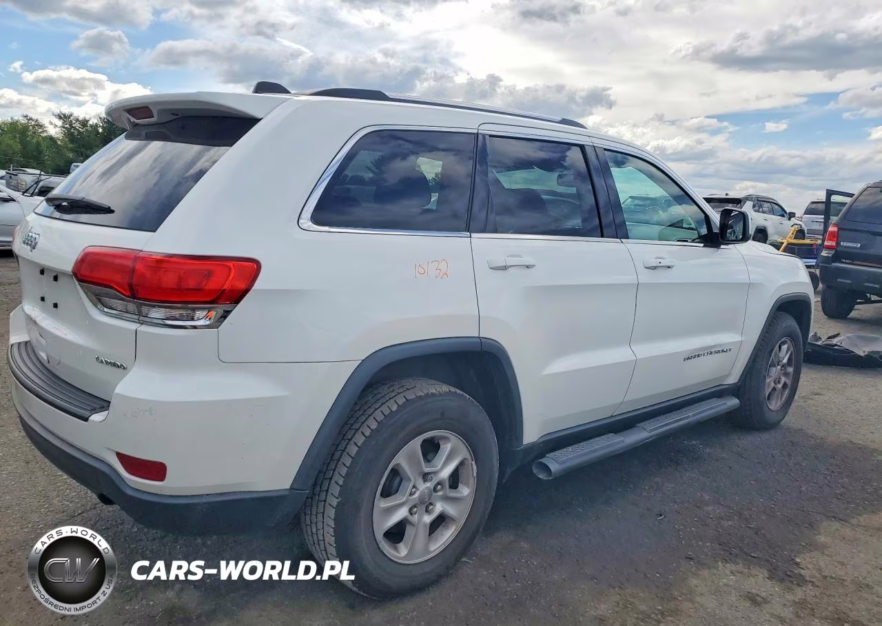 2014 Jeep Grand Cherokee Laredo VIN:1C4RJFAG8EC230782 - 3