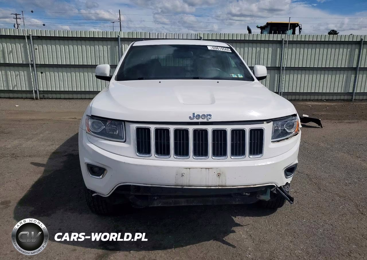 2014 Jeep Grand Cherokee Laredo VIN:1C4RJFAG8EC230782 - 5