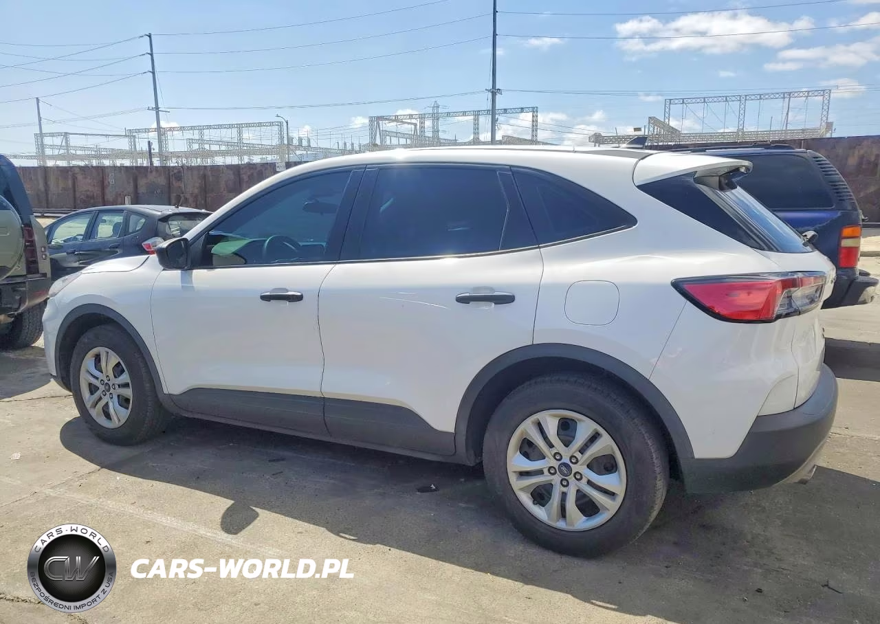 2022 Ford Escape S VIN:1FMCU0F65NUA81571 - 2