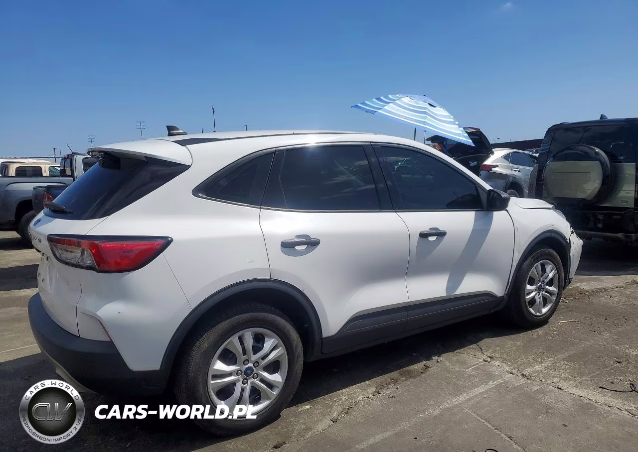 2022 Ford Escape S VIN:1FMCU0F65NUA81571 - 3
