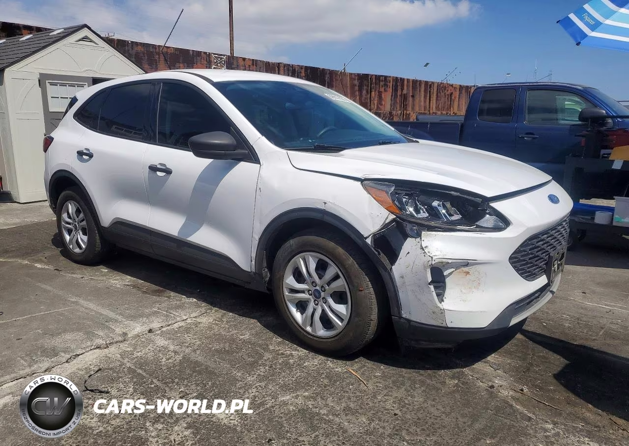 2022 Ford Escape S VIN:1FMCU0F65NUA81571 - 4