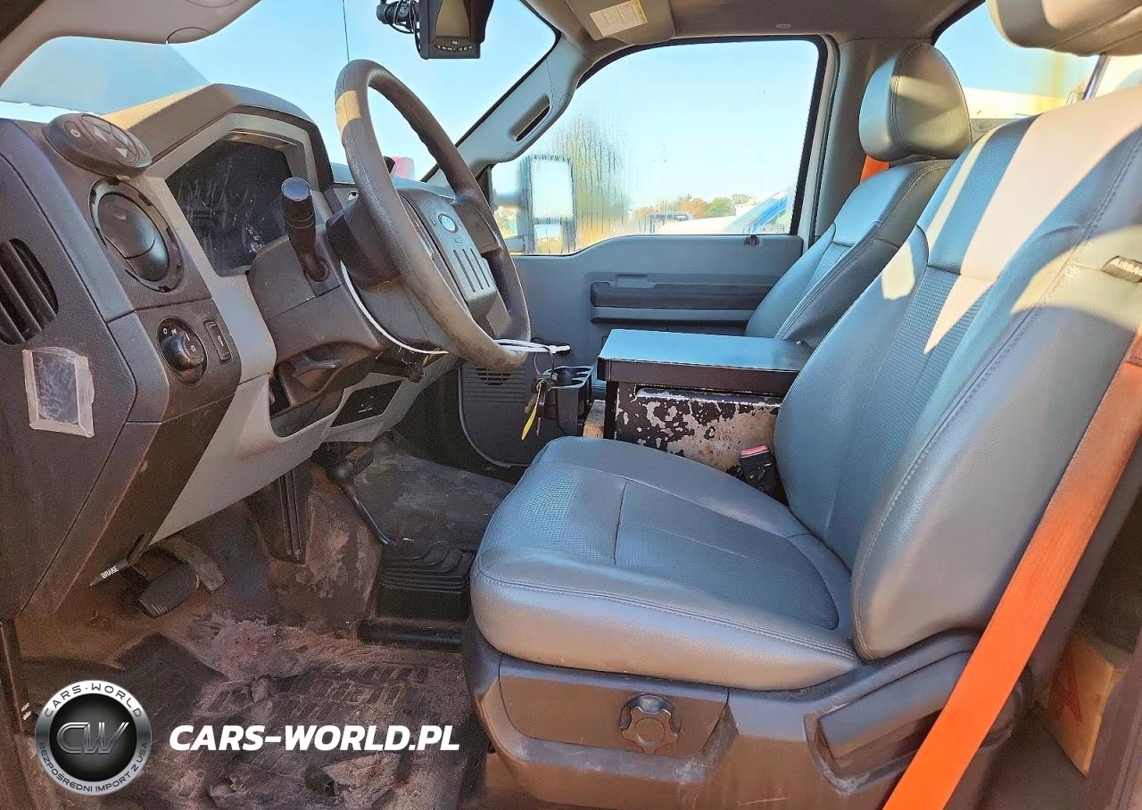 2015 Ford E150 Bucket Truck VIN:1FDUF4HY9FEA16996 - 7