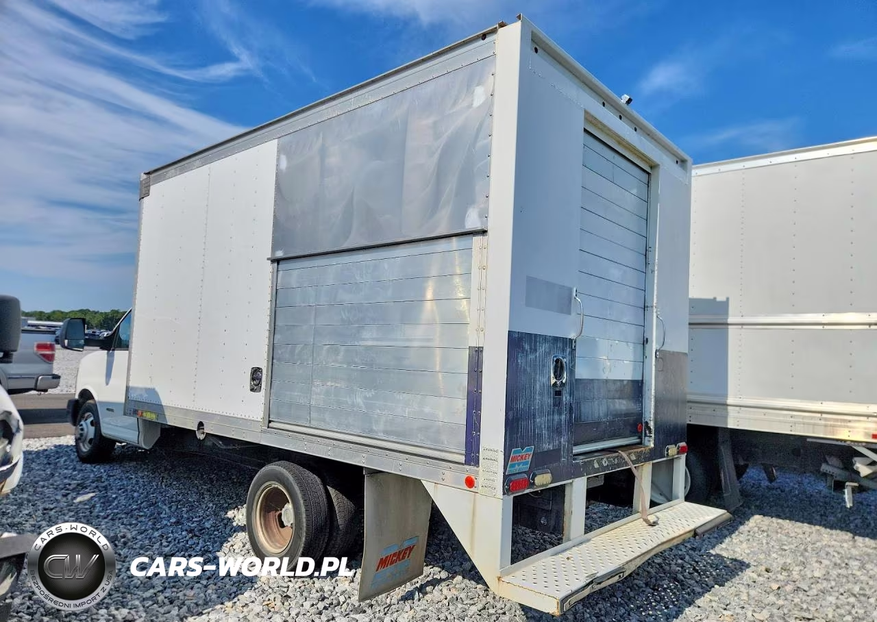 2014 Chevrolet Express Refrigerated Box Truck VIN:1GB6G5CG2E1195018 - 2