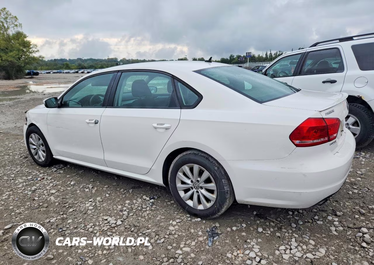 2013 Volkswagen Passat S VIN:1VWAH7A33DC057843 - 2