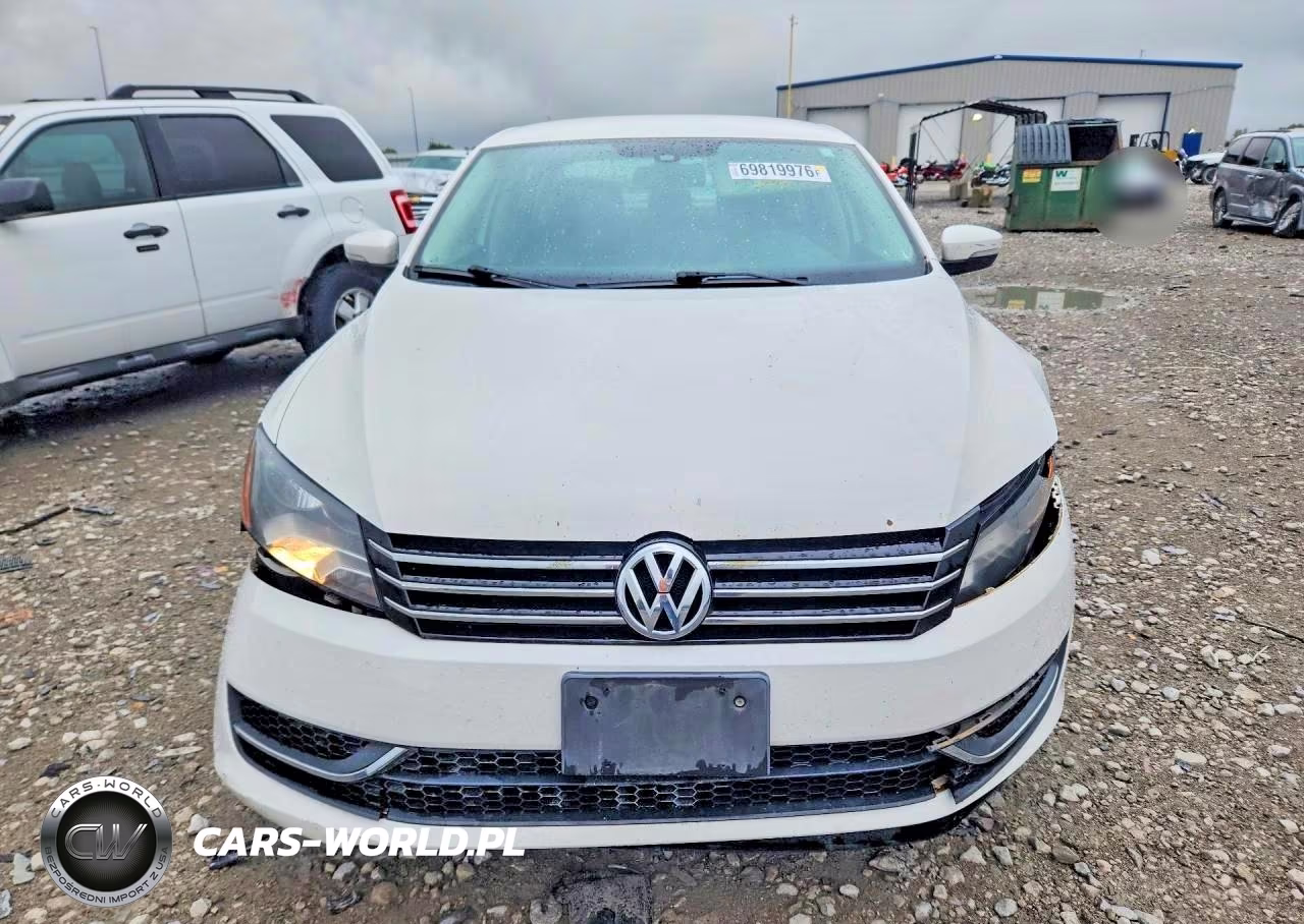 2013 Volkswagen Passat S VIN:1VWAH7A33DC057843 - 5