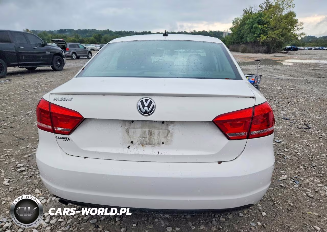 2013 Volkswagen Passat S VIN:1VWAH7A33DC057843 - 6