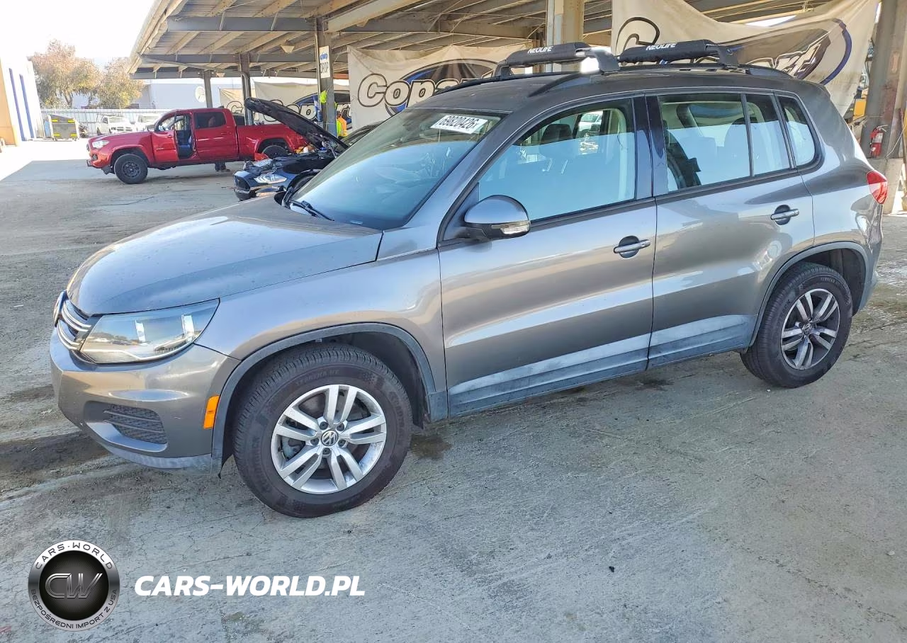2016 Volkswagen Tiguan S