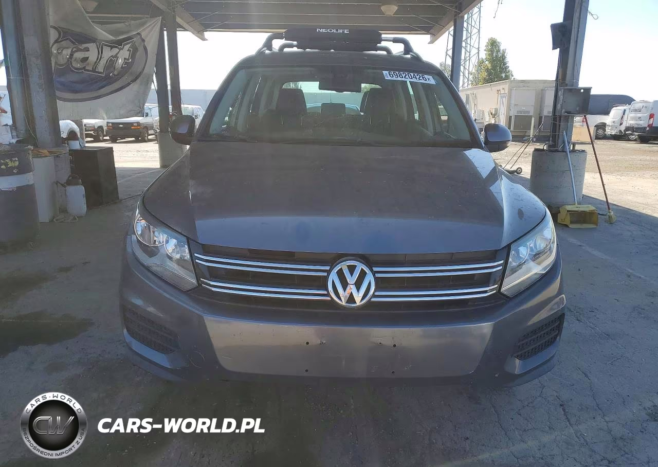 2016 Volkswagen Tiguan S VIN:WVGAV7AX7GW051072 - 5