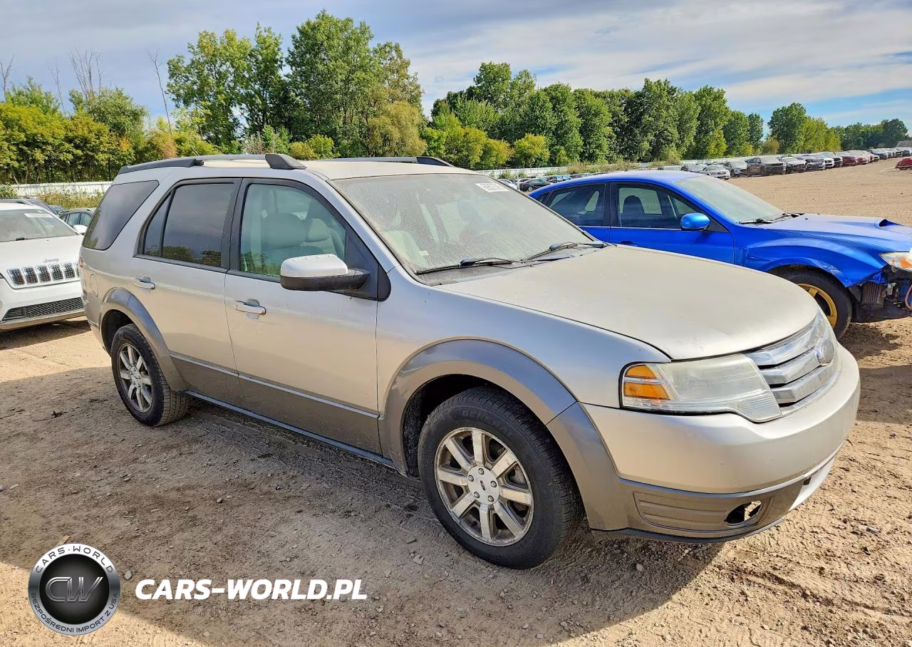 2008 Ford Taurus X Sel VIN:1FMDK02W98GA01739 - 4