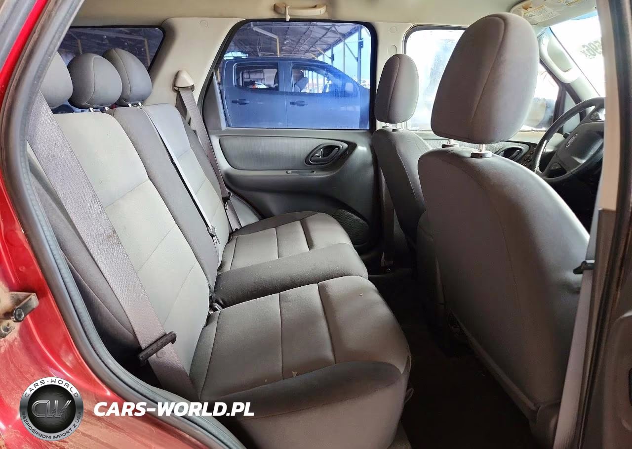 2007 Ford Escape Xls VIN:1FMYU02Z57KB99236 - 10