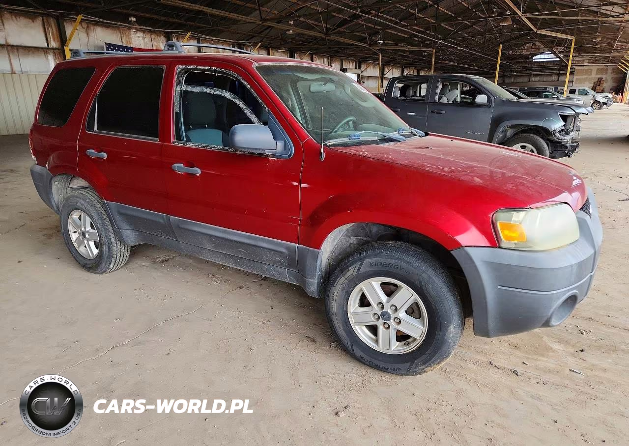 2007 Ford Escape Xls VIN:1FMYU02Z57KB99236 - 4