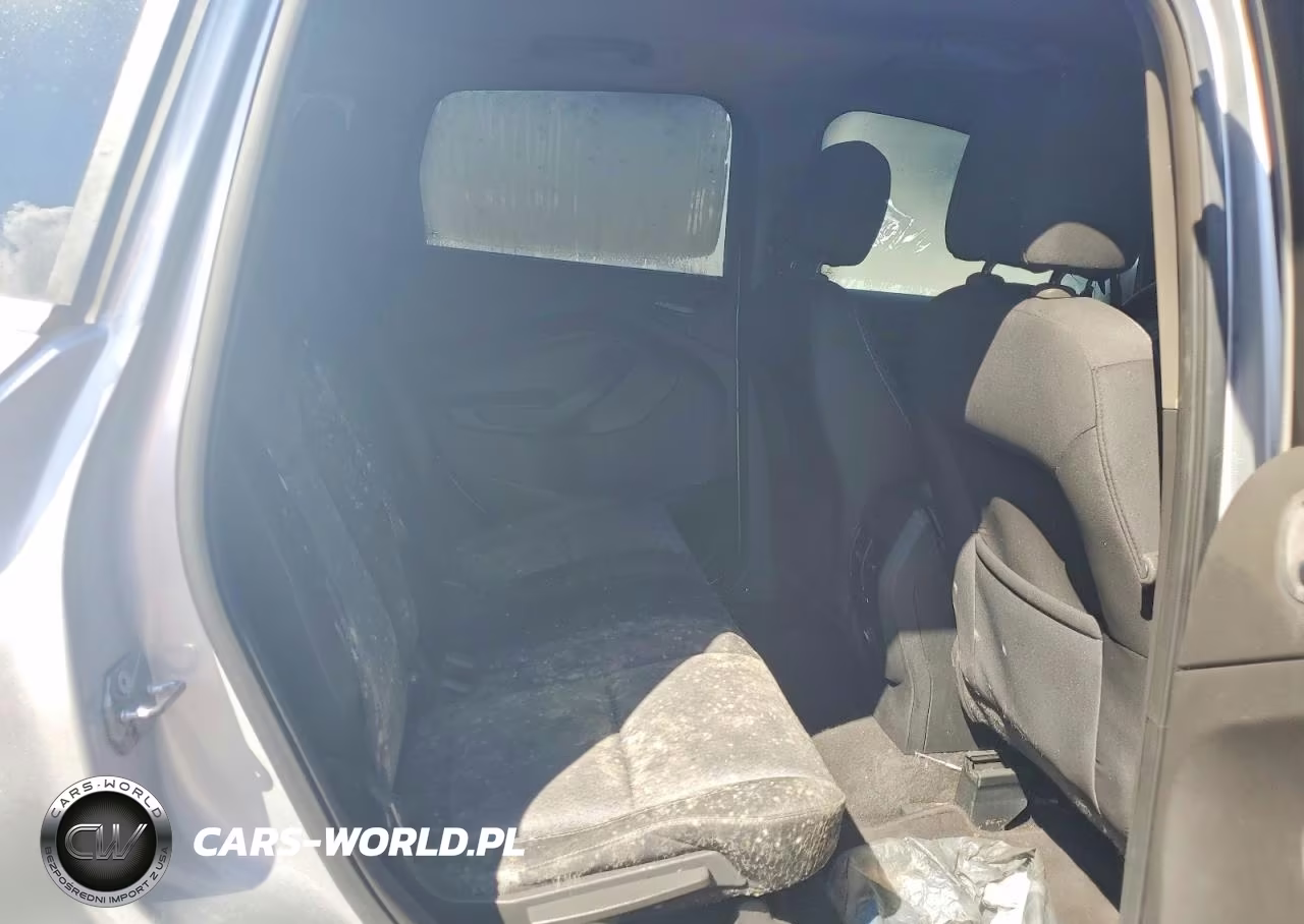 2017 Ford Escape Se VIN:1FMCU9GD7HUE39565 - 10