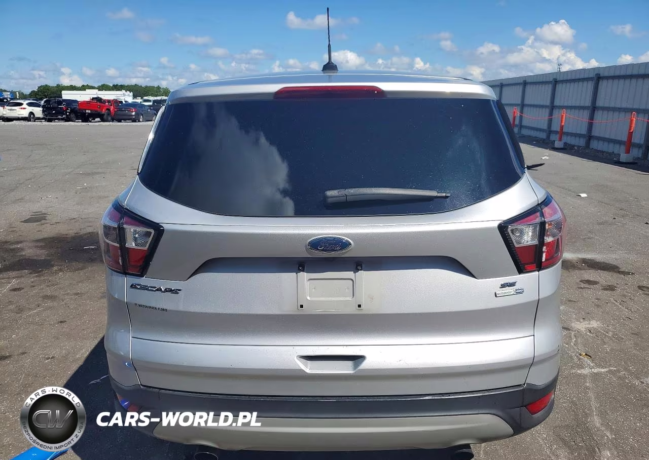 2017 Ford Escape Se VIN:1FMCU9GD7HUE39565 - 6