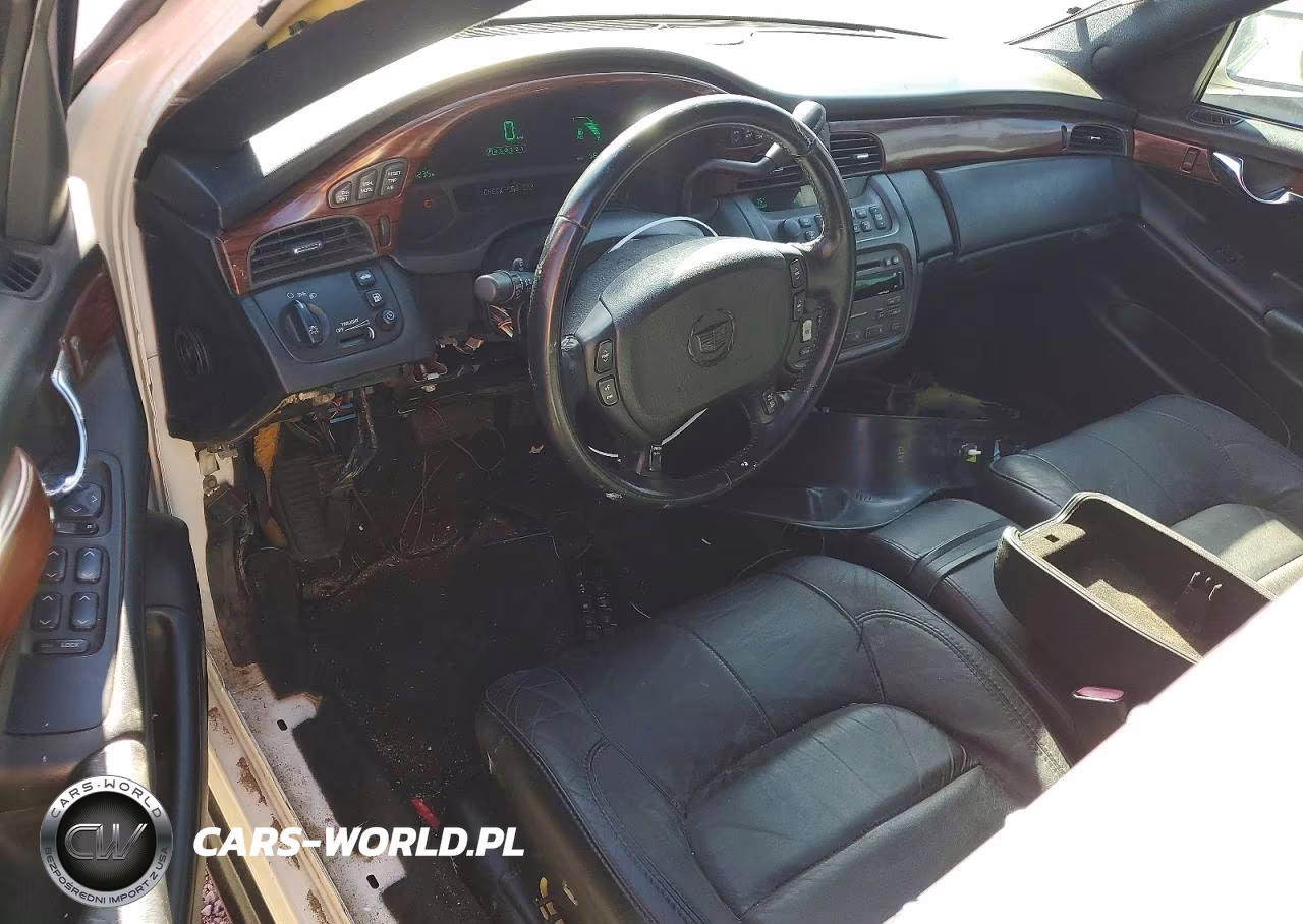 2005 Cadillac Professional Chassis VIN:1GEEH90Y55U550357 - 8