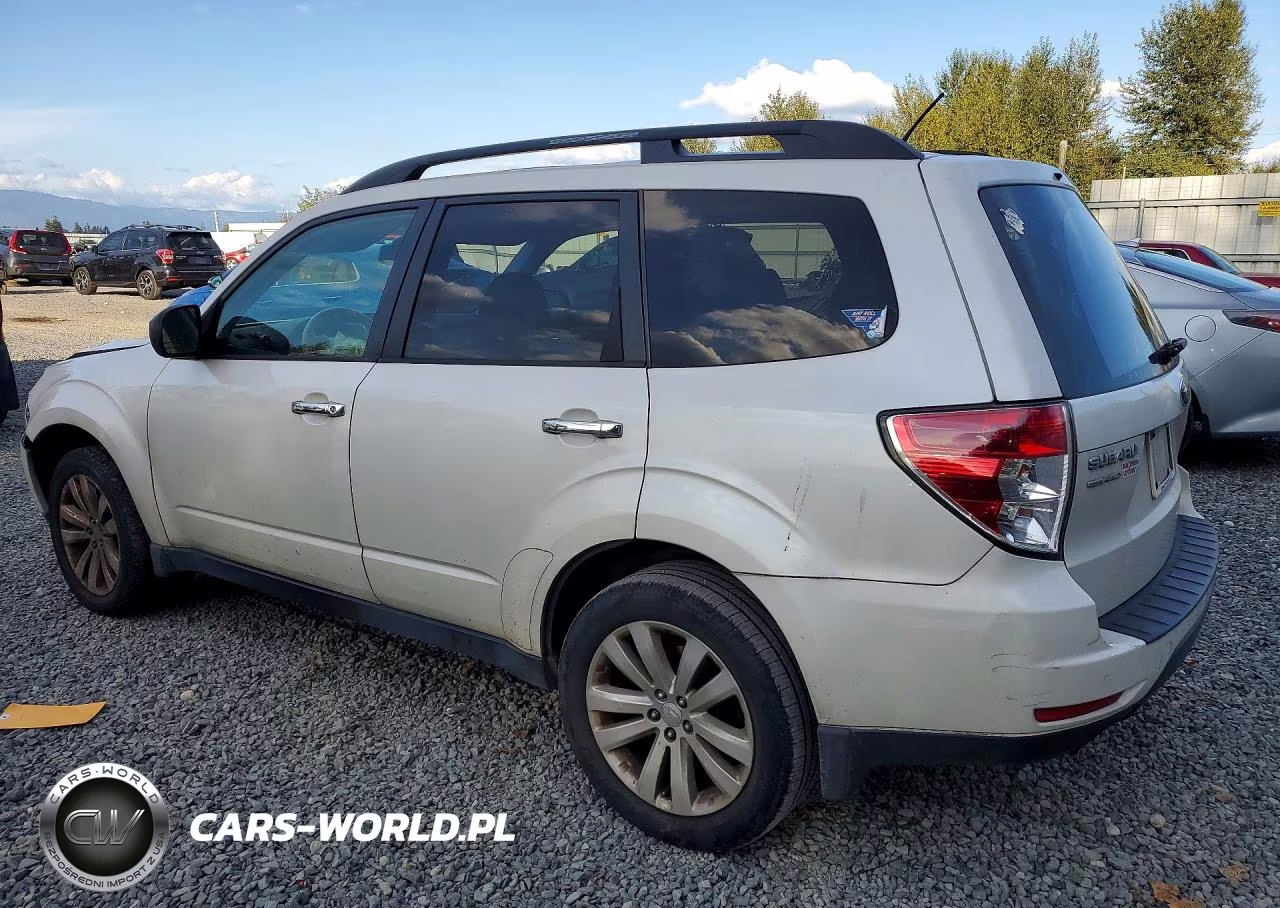 2012 Subaru Forester 2.5X Premium VIN:JF2SHADC8CH448957 - 2