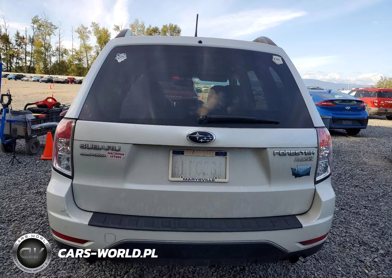 2012 Subaru Forester 2.5X Premium VIN:JF2SHADC8CH448957 - 6