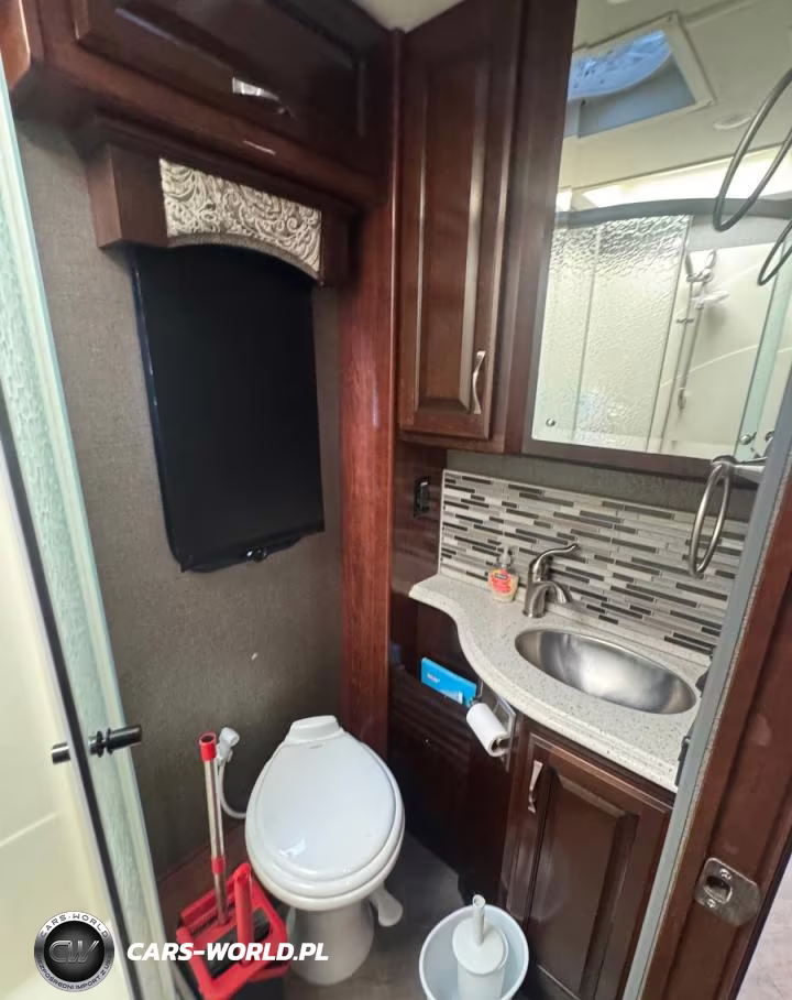 2019 Freightliner Fleetwood Rv VIN:4UZACWFC9JCKK1754 - 13