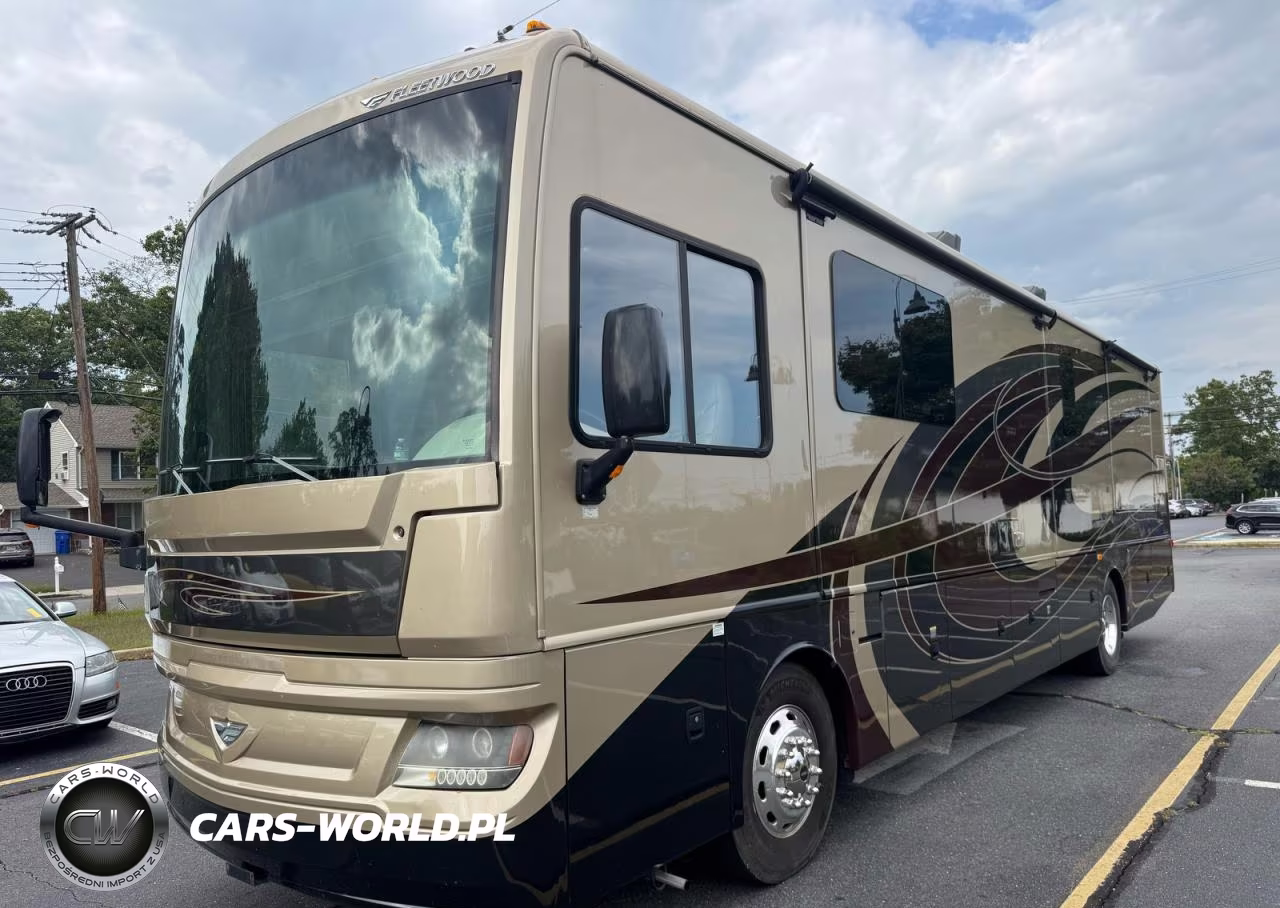 2019 Freightliner Fleetwood Rv VIN:4UZACWFC9JCKK1754 - 2