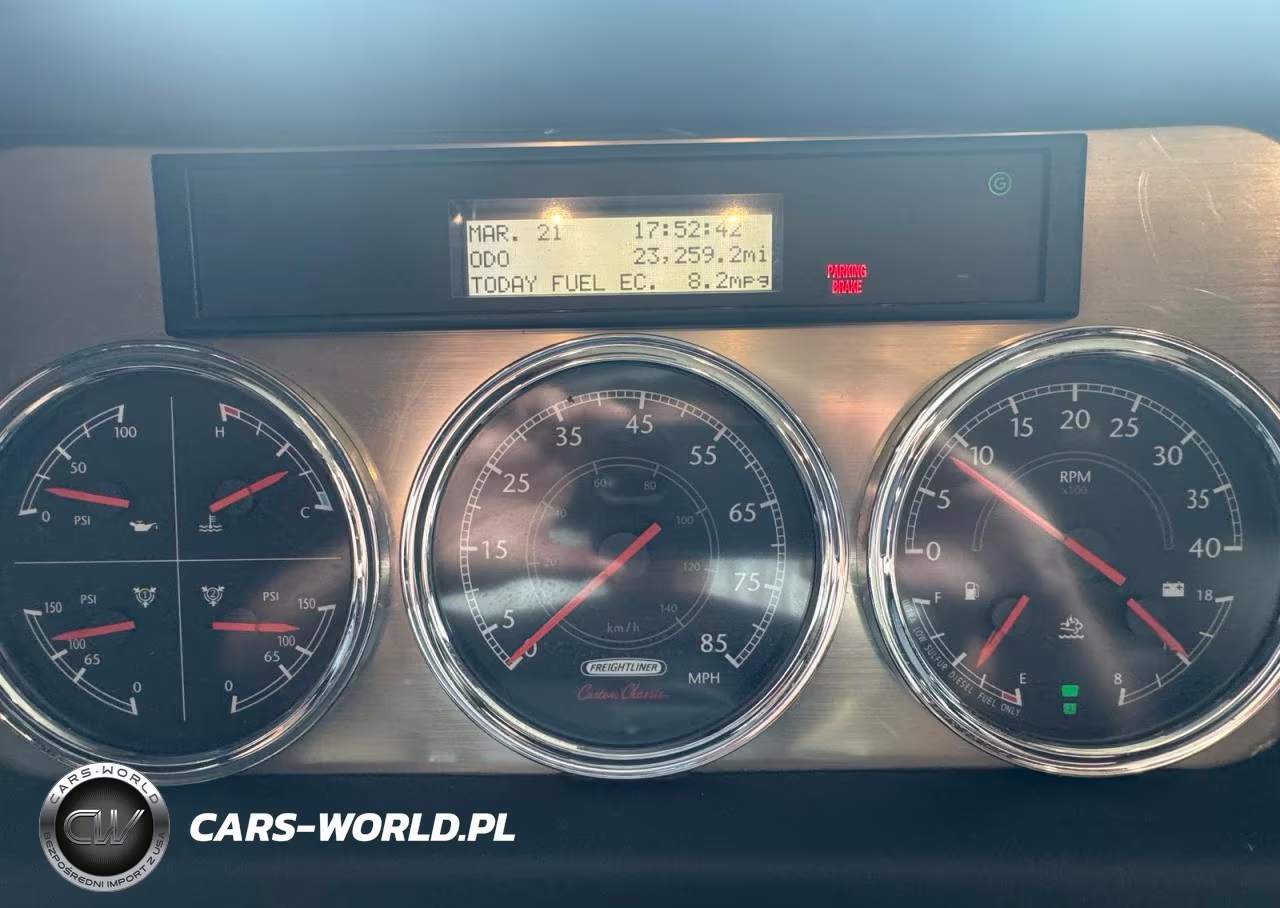 2019 Freightliner Fleetwood Rv VIN:4UZACWFC9JCKK1754 - 8