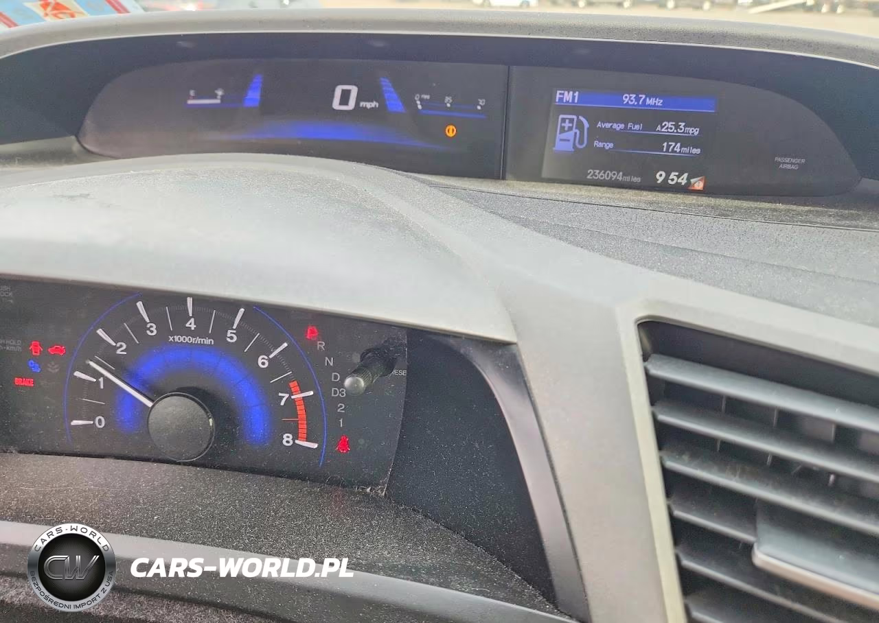 2012 Honda Civic Lx VIN:2HGFG3B57CH502831 - 9