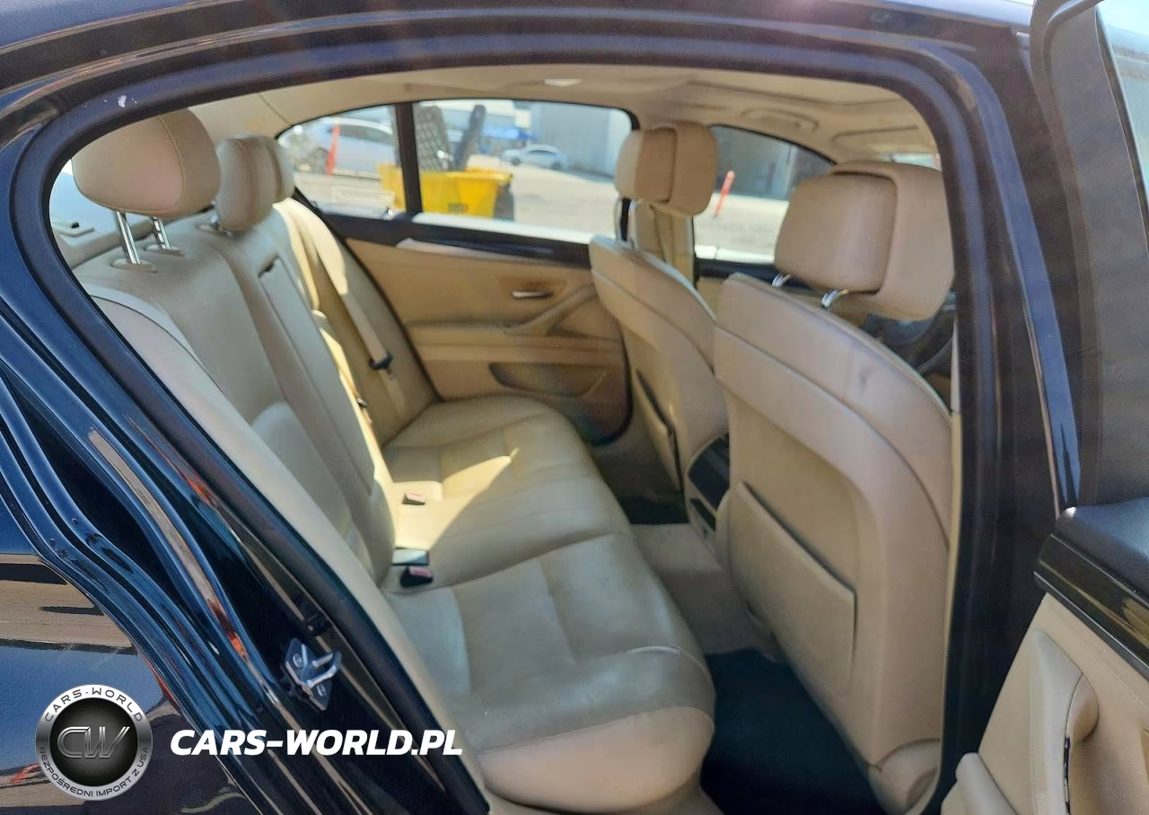 2011 BMW 5 Series VIN:WBAFR1C5XBC739341 - 10