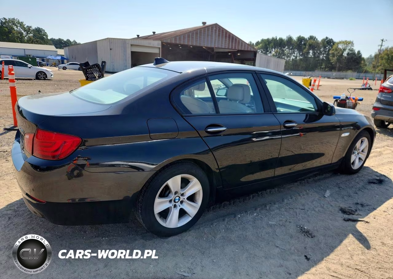 2011 BMW 5 Series VIN:WBAFR1C5XBC739341 - 3