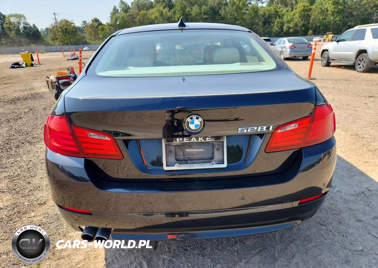 2011 BMW 5 Series VIN:WBAFR1C5XBC739341 - 6