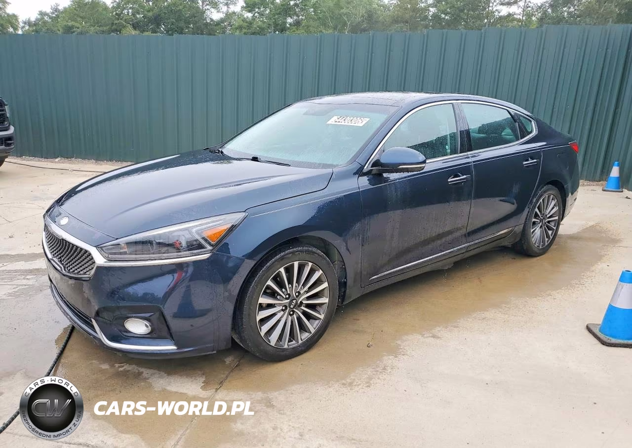 2017 Kia Cadenza Premium