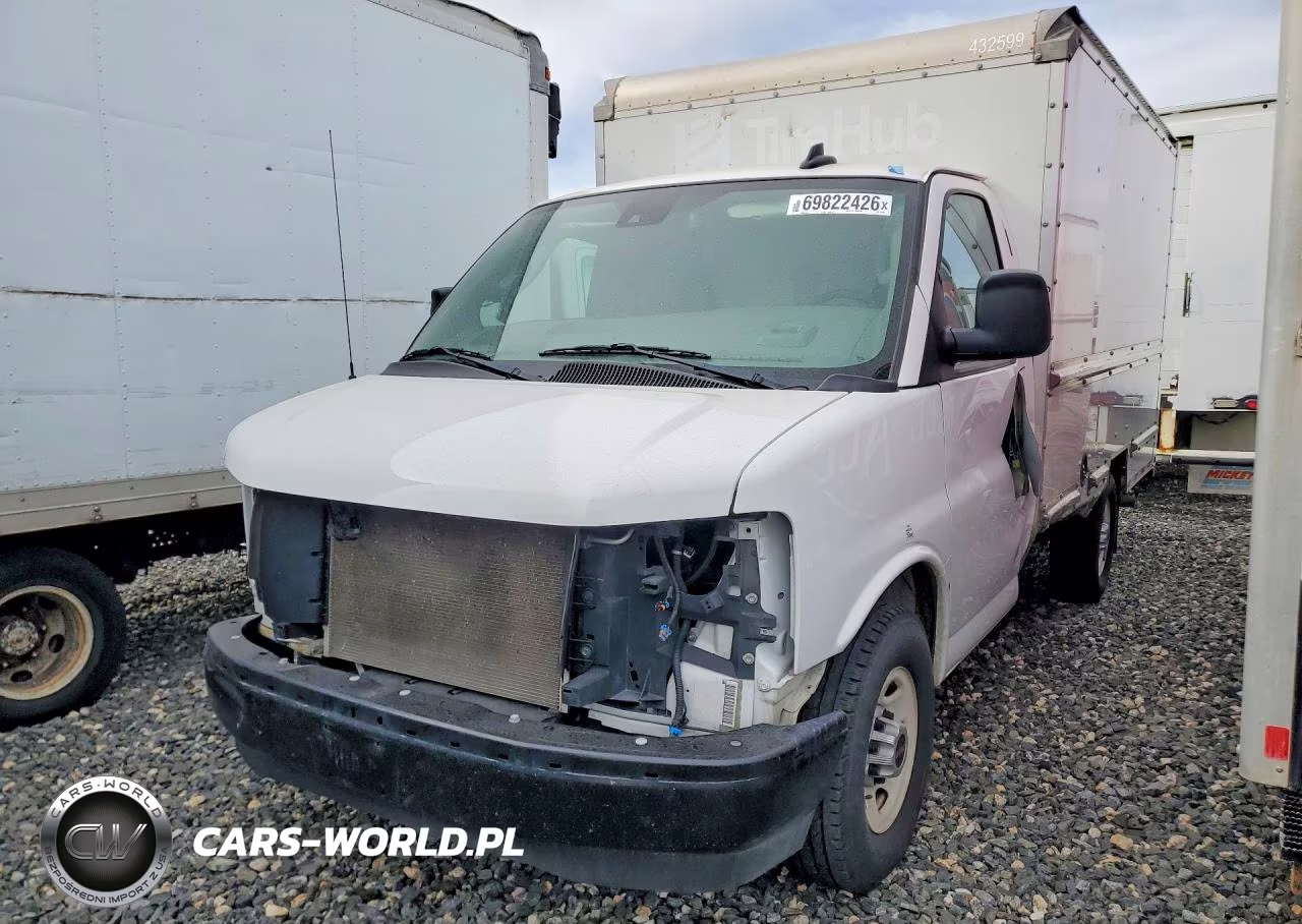 2024 GMC Savana Box Truck