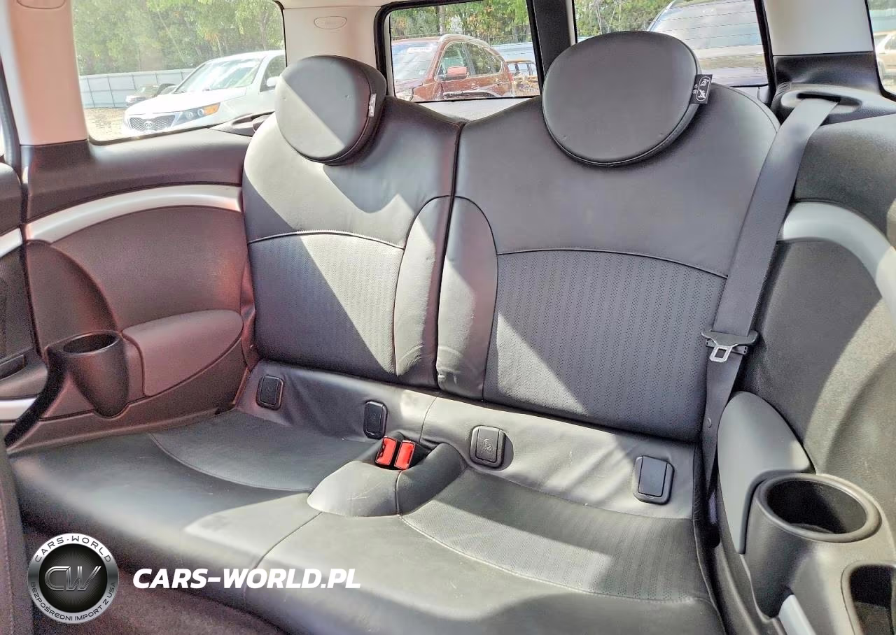 2010 Mini Cooper S Clubman VIN:WMWMM3C58ATP94032 - 10
