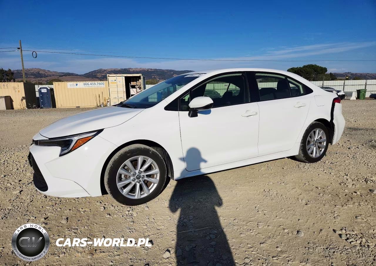 2025 Toyota Corolla Hybrid Le – zdjęcie 1 z 12